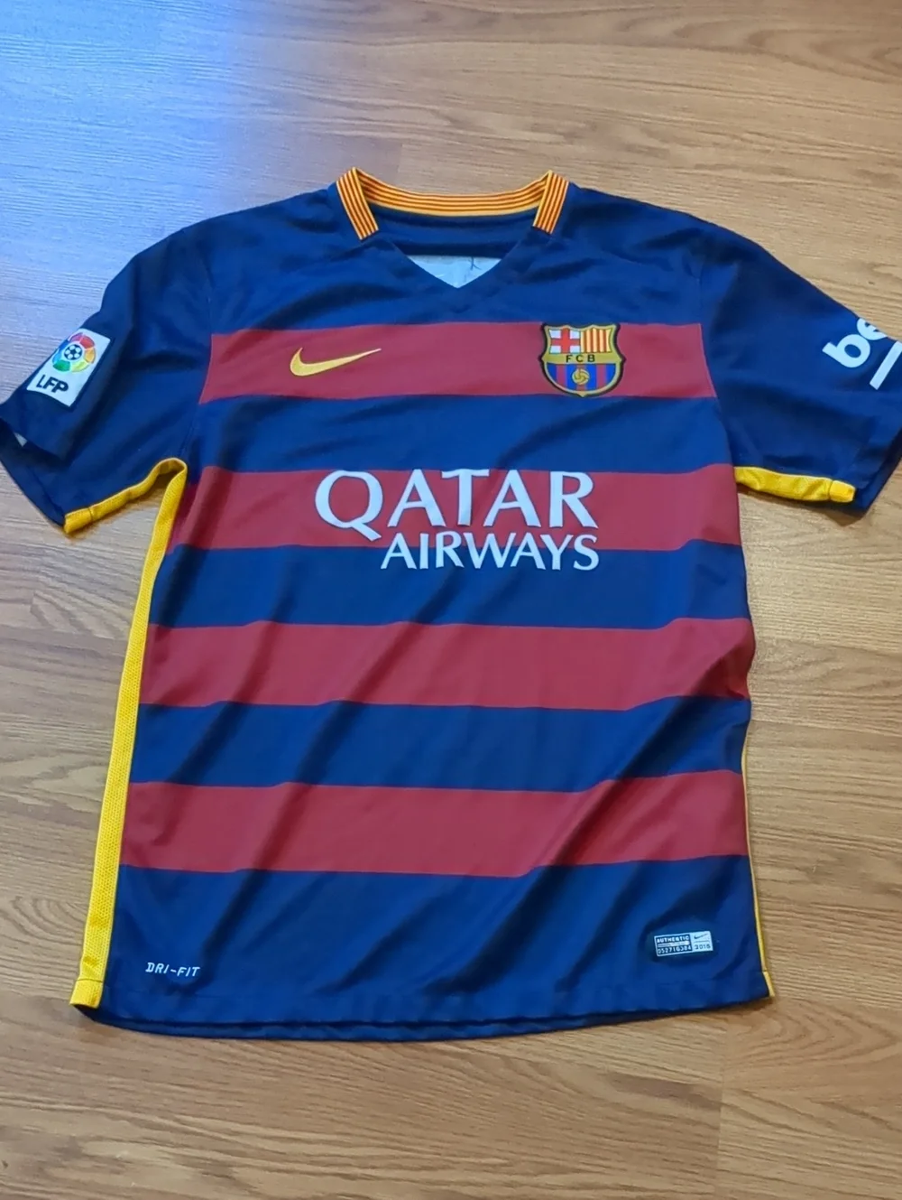 Nike FC Barcelona 2015/16 Home Soccer Jersey Qatar Airways LFP Patch
